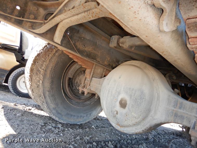 image for item DC0275 1986 International 1954 flatbed truck