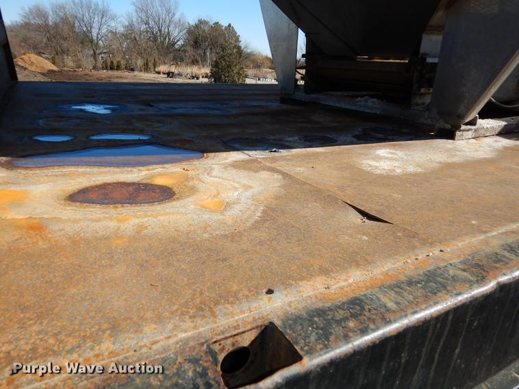 image for item DC0275 1986 International 1954 flatbed truck