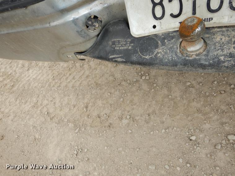 image for item DC0325 1999 Ford F150 XLT pickup truck