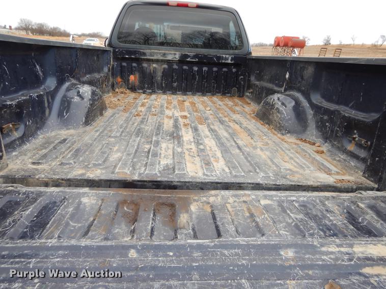 image for item DC0325 1999 Ford F150 XLT pickup truck