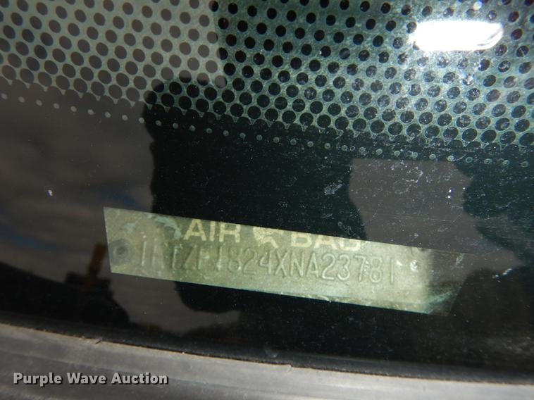 image for item DC0325 1999 Ford F150 XLT pickup truck