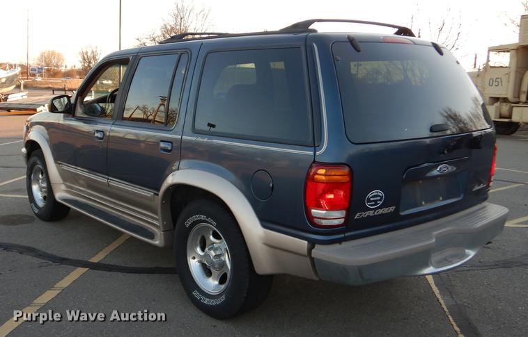 image for item DC0329 1998 Ford Explorer Eddie Bauer SUV