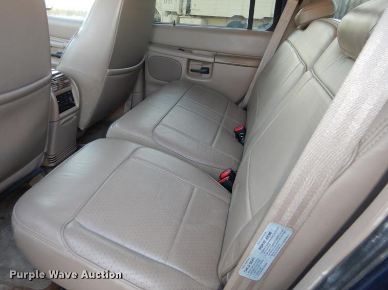image for item DC0329 1998 Ford Explorer Eddie Bauer SUV