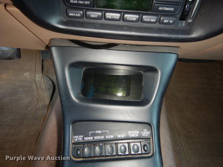 image for item DC0329 1998 Ford Explorer Eddie Bauer SUV