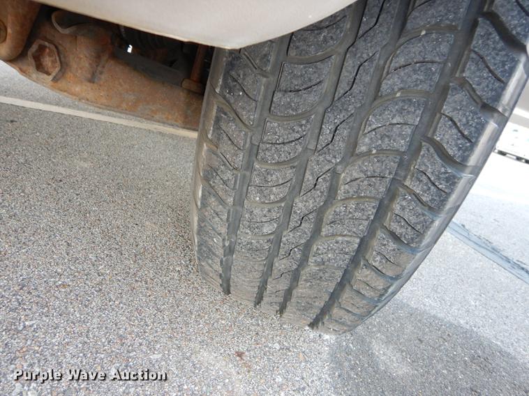image for item DC0329 1998 Ford Explorer Eddie Bauer SUV