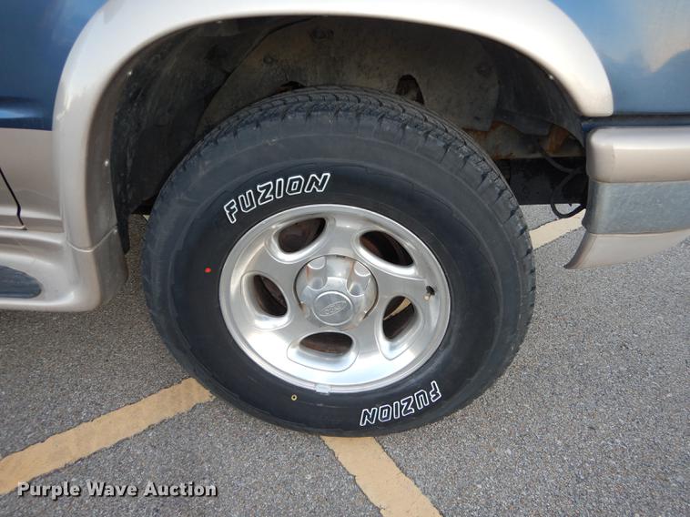 image for item DC0329 1998 Ford Explorer Eddie Bauer SUV
