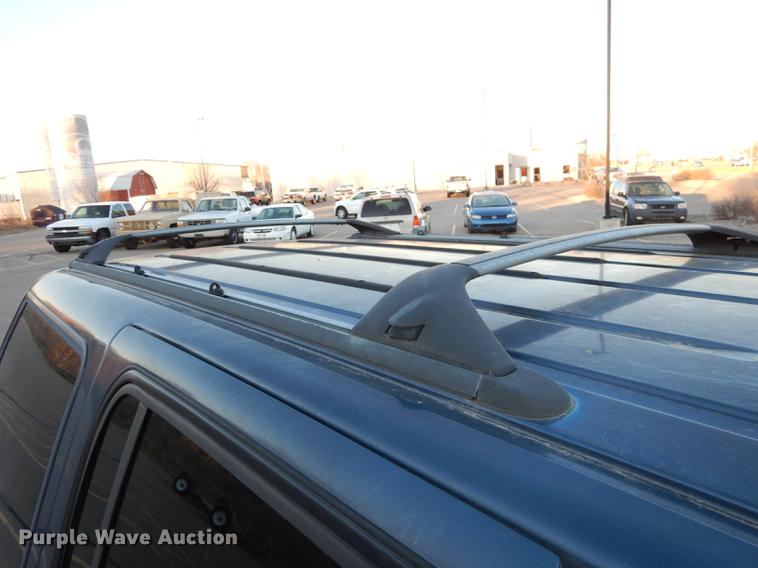 image for item DC0329 1998 Ford Explorer Eddie Bauer SUV