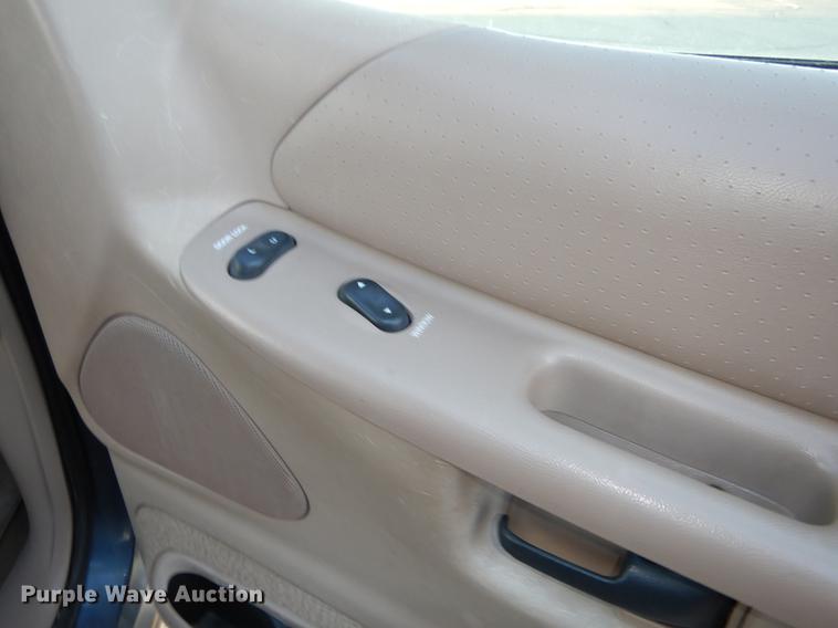 image for item DC0329 1998 Ford Explorer Eddie Bauer SUV