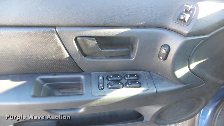 image for item DC0661 2004 Ford Taurus