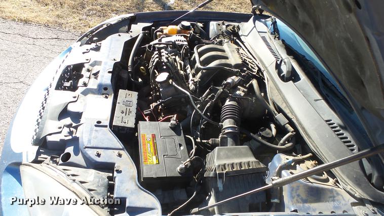 image for item DC0661 2004 Ford Taurus