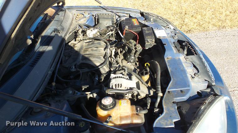 image for item DC0661 2004 Ford Taurus