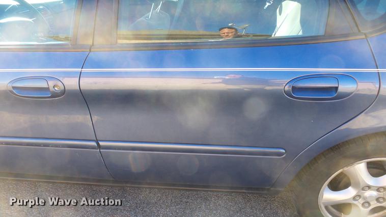 image for item DC0661 2004 Ford Taurus