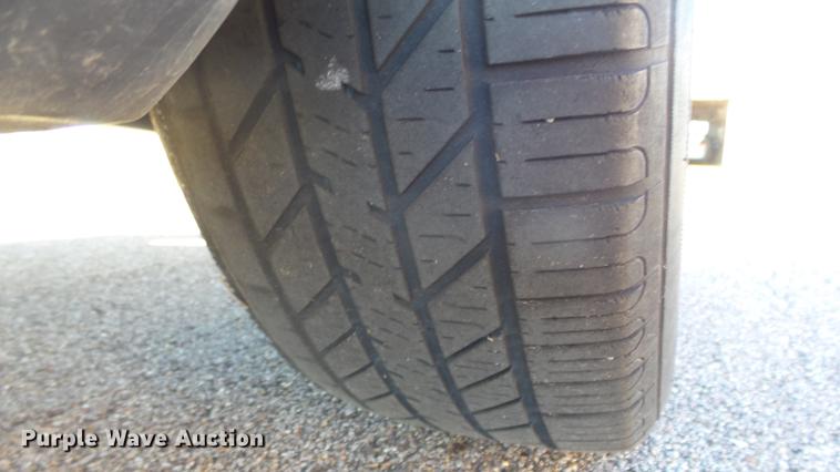 image for item DC0661 2004 Ford Taurus