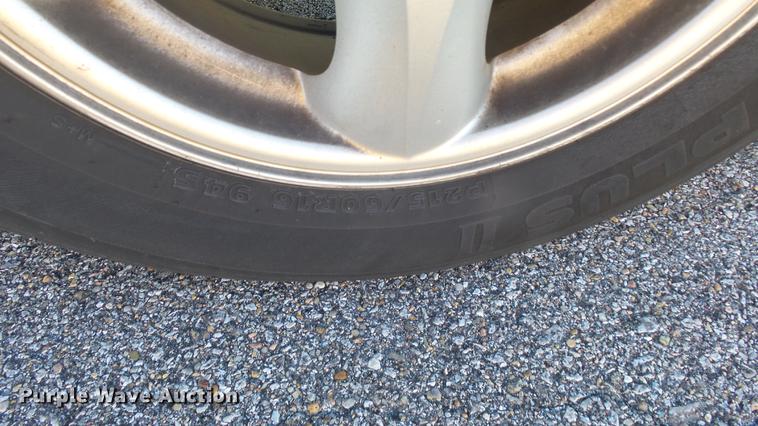 image for item DC0661 2004 Ford Taurus