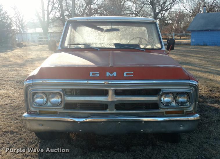 image for item DC0865 1969 GMC 1500 Custom pickup truck