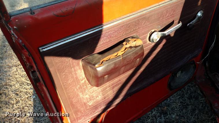 image for item DC0865 1969 GMC 1500 Custom pickup truck