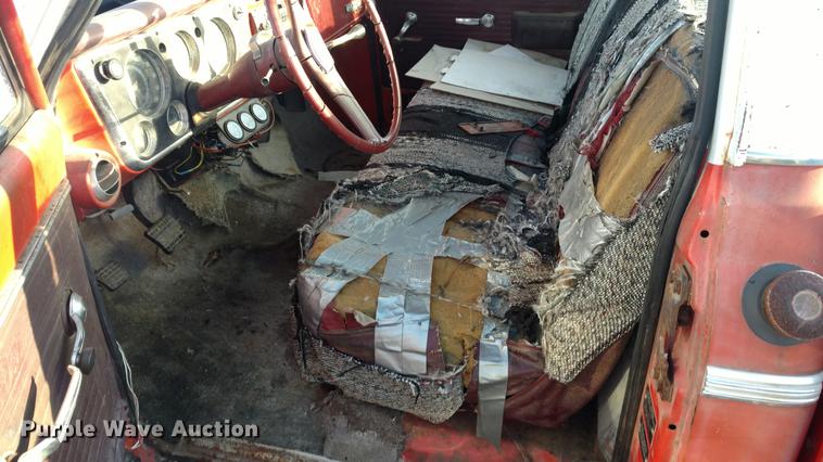 image for item DC0865 1969 GMC 1500 Custom pickup truck