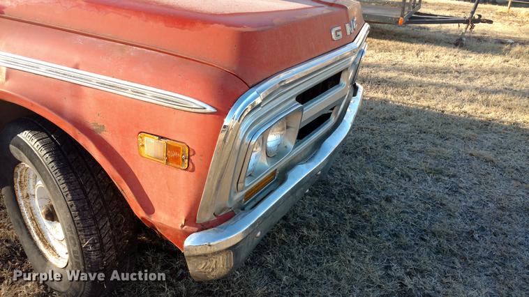 image for item DC0865 1969 GMC 1500 Custom pickup truck