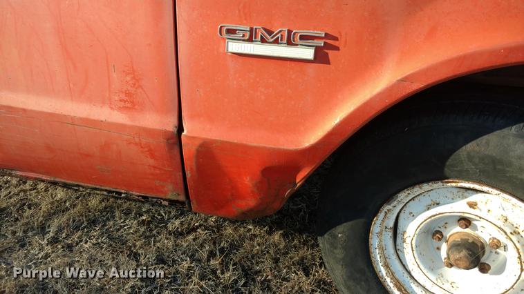image for item DC0865 1969 GMC 1500 Custom pickup truck