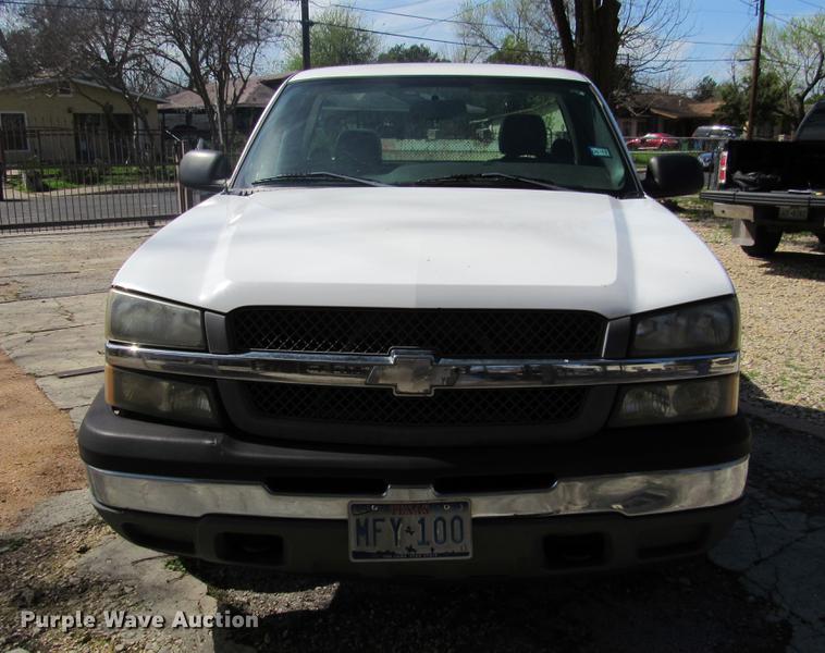 image for item DC2185 2005 Chevrolet Silverado 1500 pickup truck