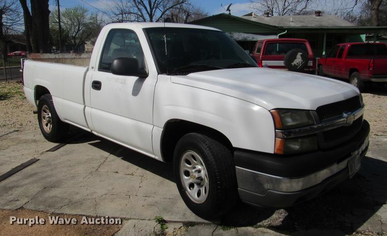 image for item DC2185 2005 Chevrolet Silverado 1500 pickup truck