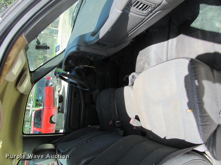 image for item DC2185 2005 Chevrolet Silverado 1500 pickup truck