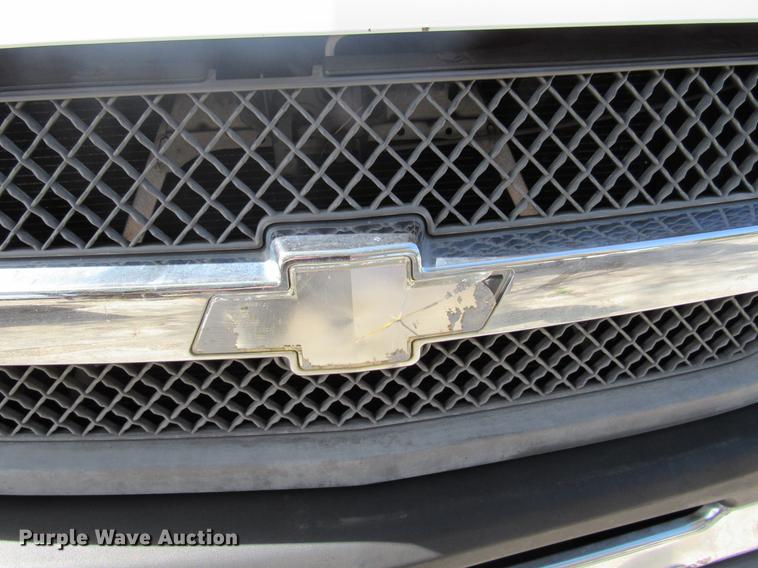 image for item DC2185 2005 Chevrolet Silverado 1500 pickup truck