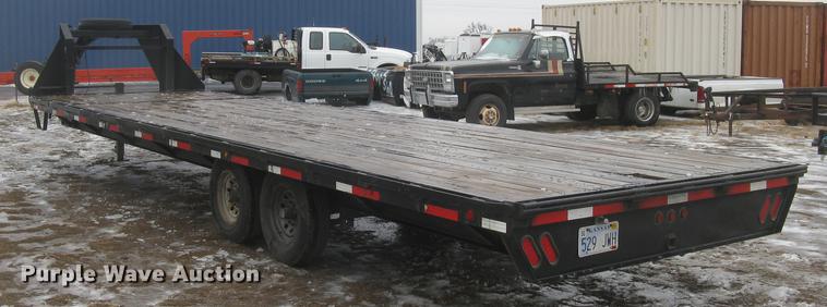 image for item DC2343 2013 Parker Performance flatbed trailer