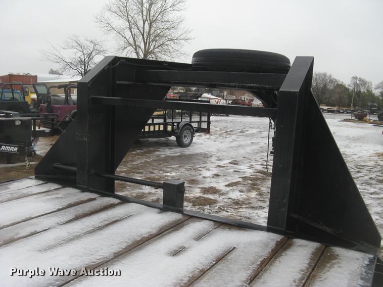 image for item DC2343 2013 Parker Performance flatbed trailer