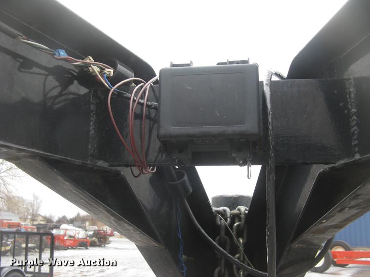 image for item DC2343 2013 Parker Performance flatbed trailer