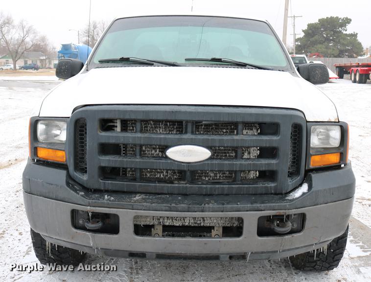 image for item DC3534 2006 Ford F250 Super Duty SuperCab pickup truck
