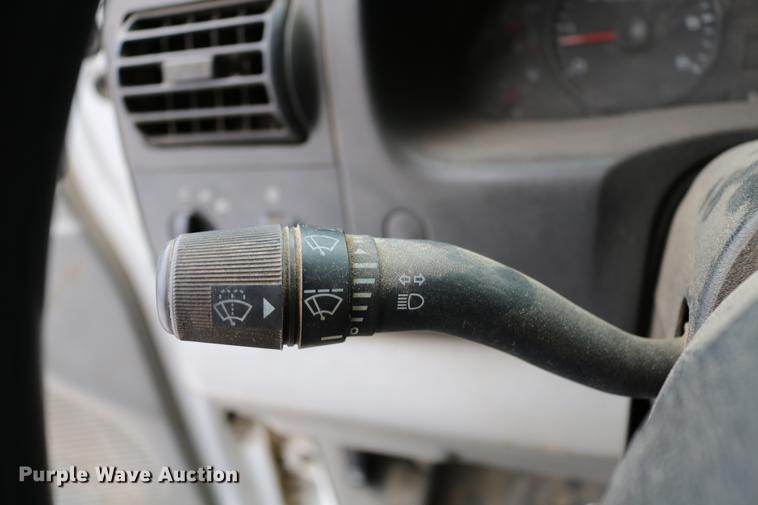 image for item DC3534 2006 Ford F250 Super Duty SuperCab pickup truck