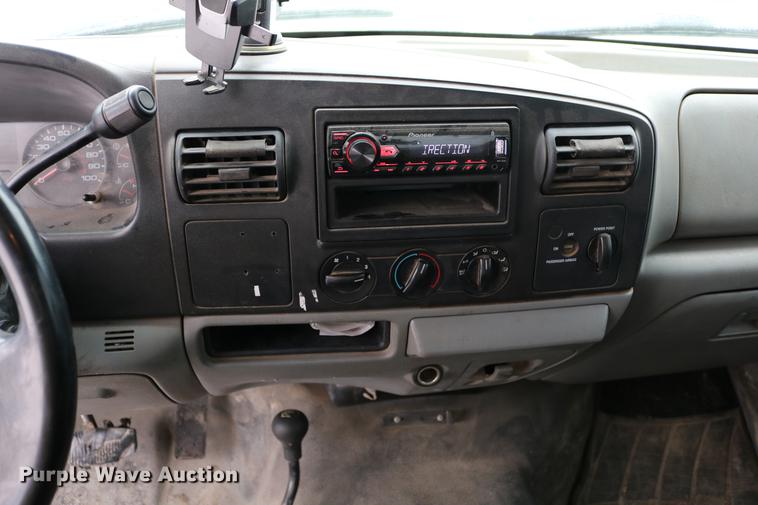 image for item DC3534 2006 Ford F250 Super Duty SuperCab pickup truck