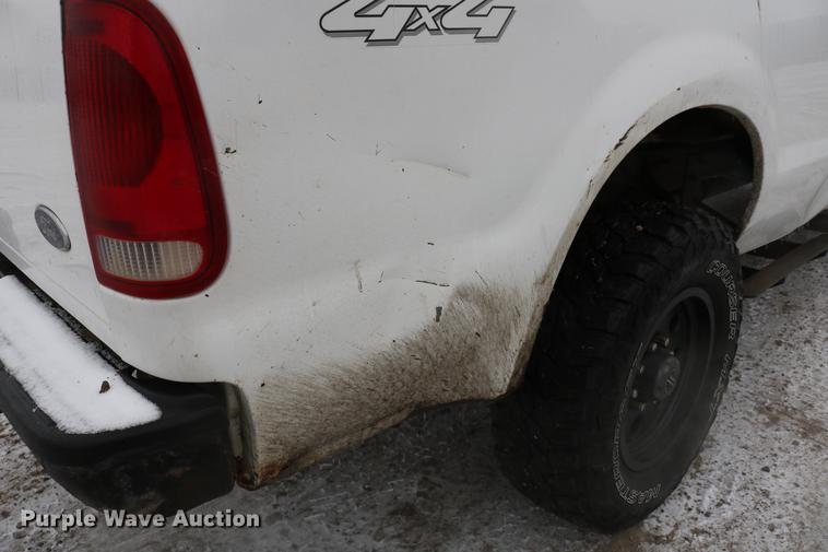 image for item DC3534 2006 Ford F250 Super Duty SuperCab pickup truck