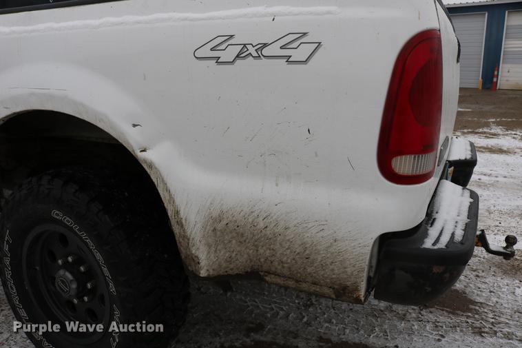 image for item DC3534 2006 Ford F250 Super Duty SuperCab pickup truck