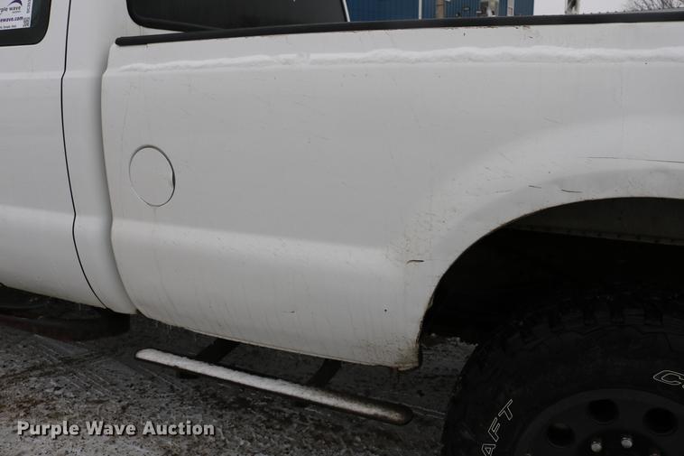 image for item DC3534 2006 Ford F250 Super Duty SuperCab pickup truck