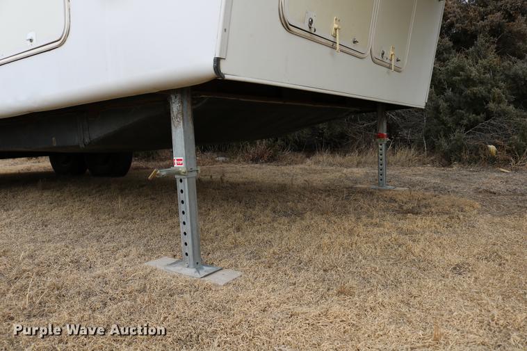 image for item DC3541 1996 Western Recreational Vehicles Alpenlite camper