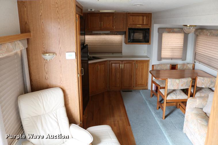 image for item DC3541 1996 Western Recreational Vehicles Alpenlite camper