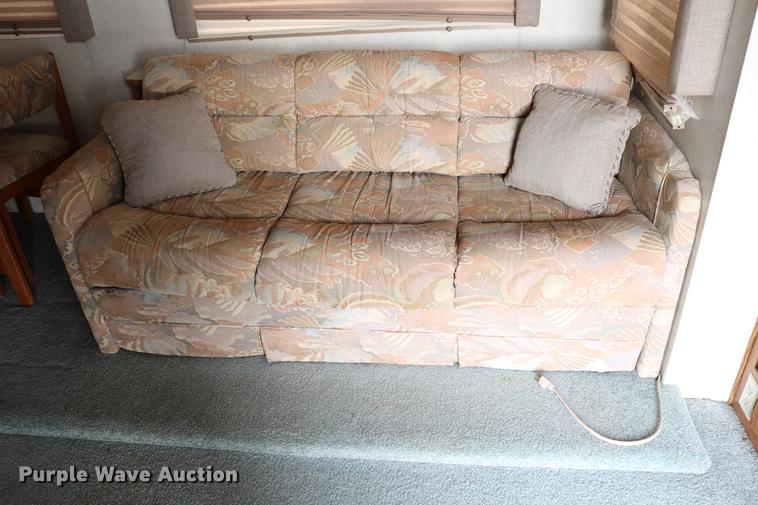 image for item DC3541 1996 Western Recreational Vehicles Alpenlite camper