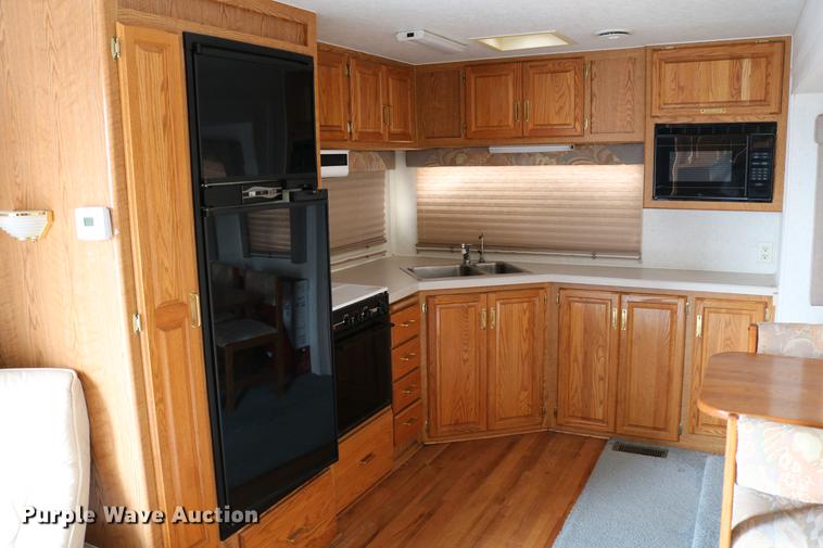 image for item DC3541 1996 Western Recreational Vehicles Alpenlite camper