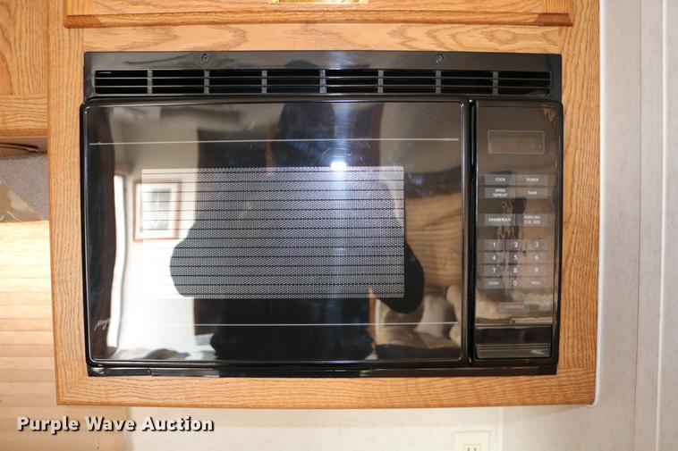 image for item DC3541 1996 Western Recreational Vehicles Alpenlite camper