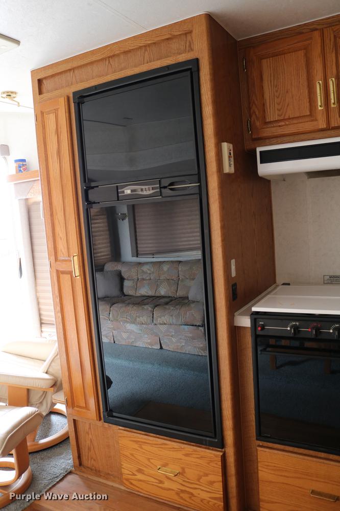 image for item DC3541 1996 Western Recreational Vehicles Alpenlite camper