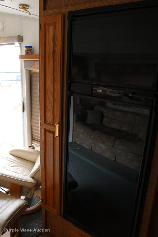 image for item DC3541 1996 Western Recreational Vehicles Alpenlite camper