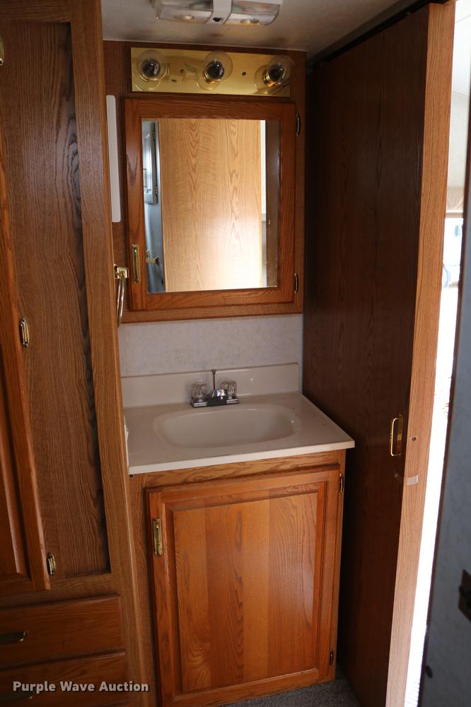 image for item DC3541 1996 Western Recreational Vehicles Alpenlite camper