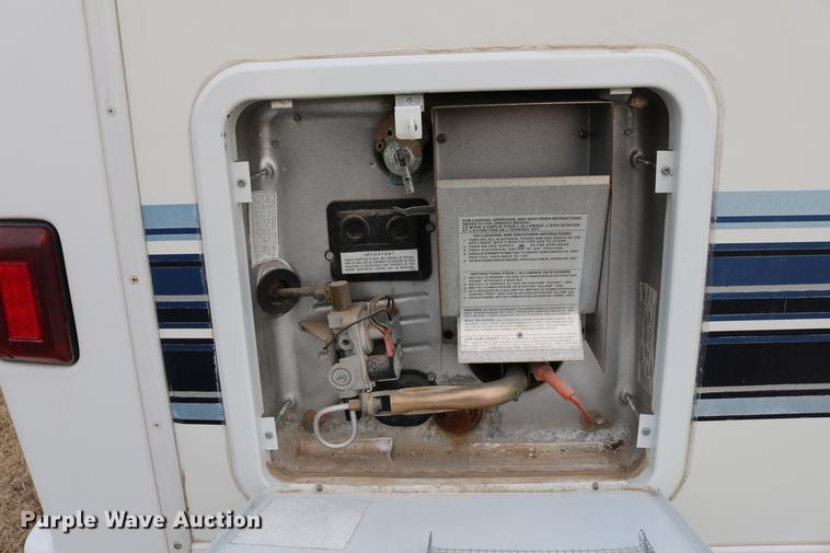 image for item DC3541 1996 Western Recreational Vehicles Alpenlite camper