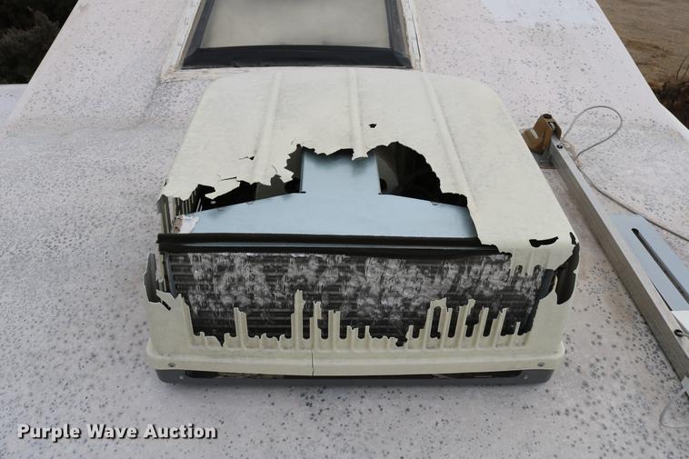 image for item DC3541 1996 Western Recreational Vehicles Alpenlite camper