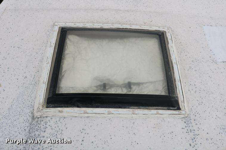 image for item DC3541 1996 Western Recreational Vehicles Alpenlite camper