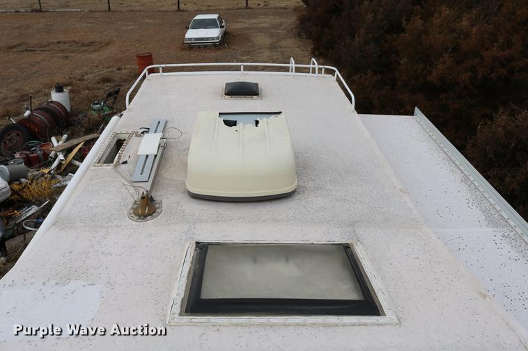 image for item DC3541 1996 Western Recreational Vehicles Alpenlite camper