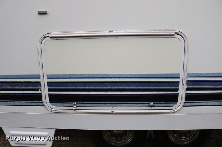 image for item DC3541 1996 Western Recreational Vehicles Alpenlite camper