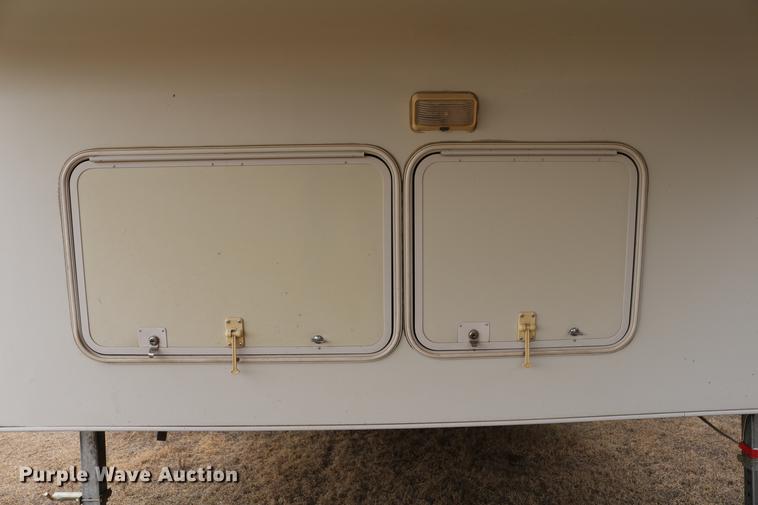 image for item DC3541 1996 Western Recreational Vehicles Alpenlite camper